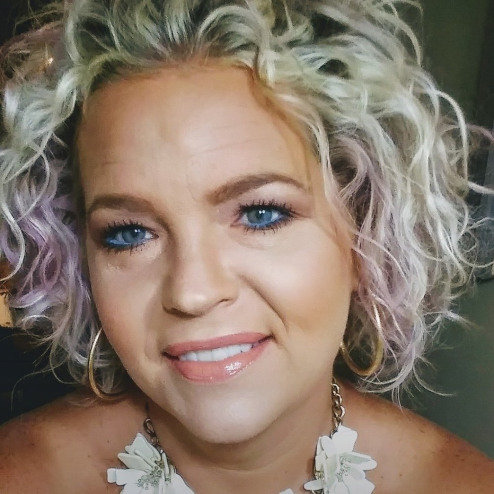 Meet your Posher, Christine
